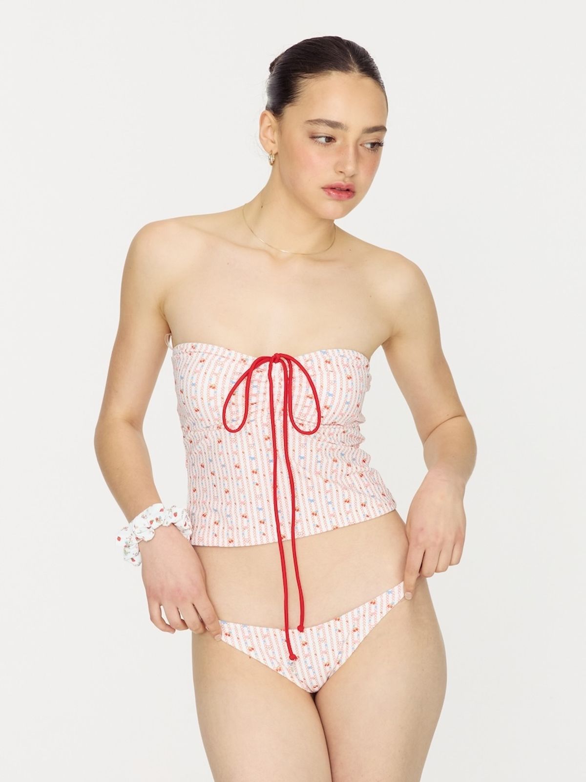글로니(GLOWNY) BANDEAU SWIM TOP (3 Colors)