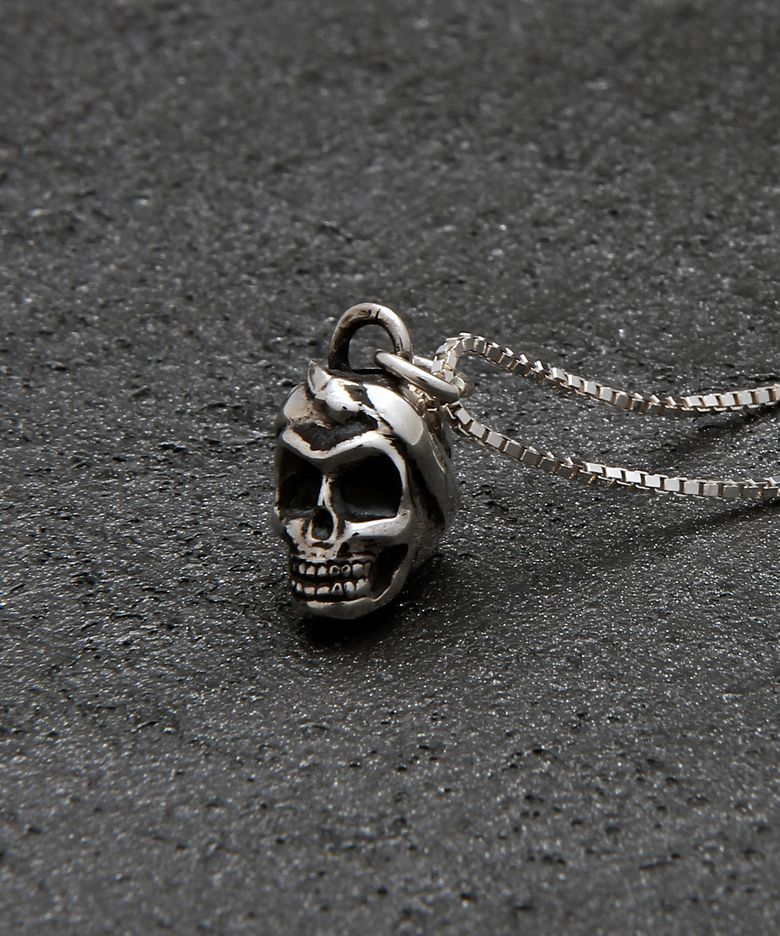 Skull bandana necklace