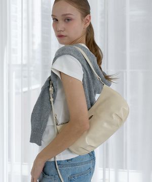 아일렛셔링숄더백 GM156K