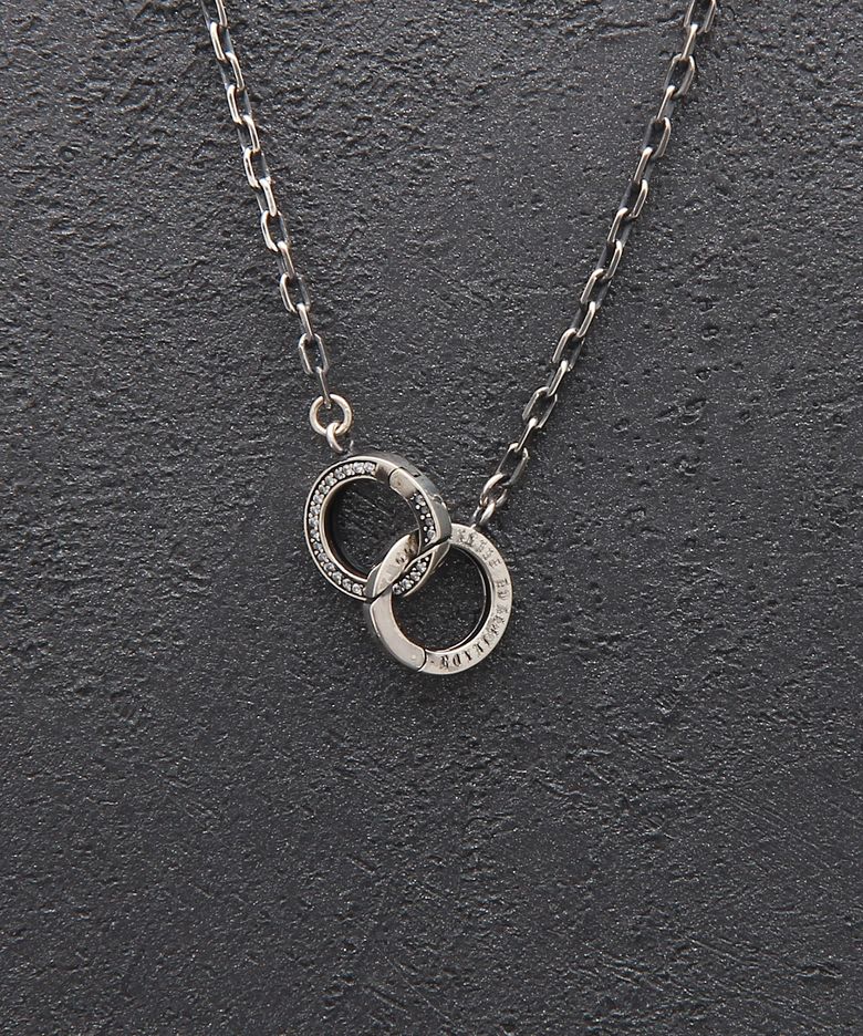 Twin ring pendant necklace