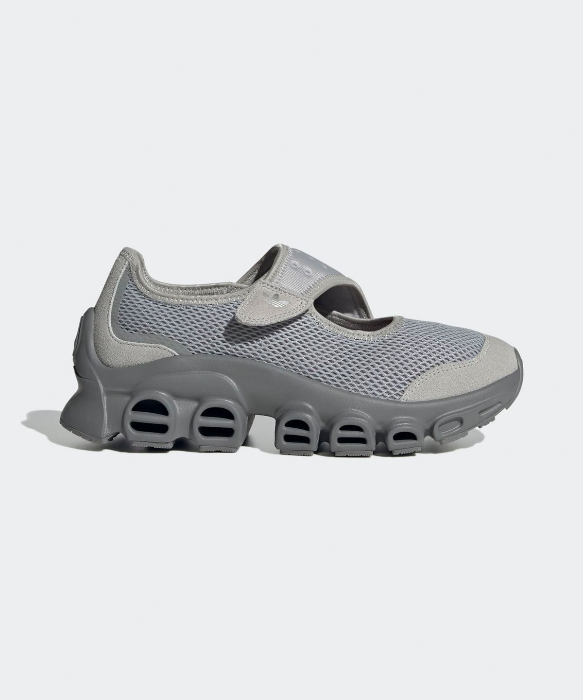 아디다스(ADIDAS) 아디폼 메가제인 - 그레이 / JH7556