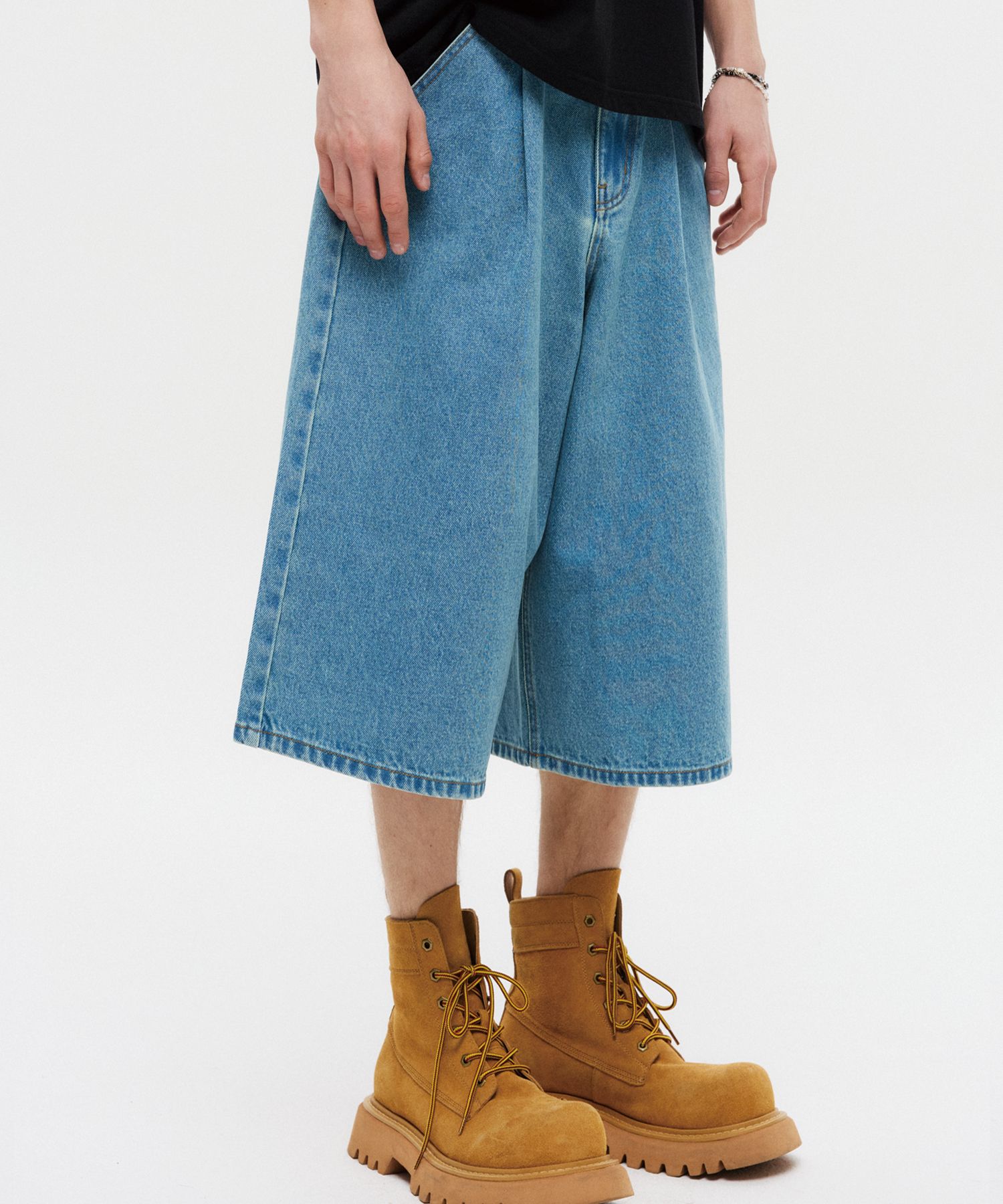 デニム・ジーパン DNSR One-Tuck Bermuda Denim Pants 5SH145 MUSINSA | DNSR One-Tuck Bermuda Denim Pants Blue