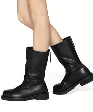 빈티지 레더 미들부츠 블랙