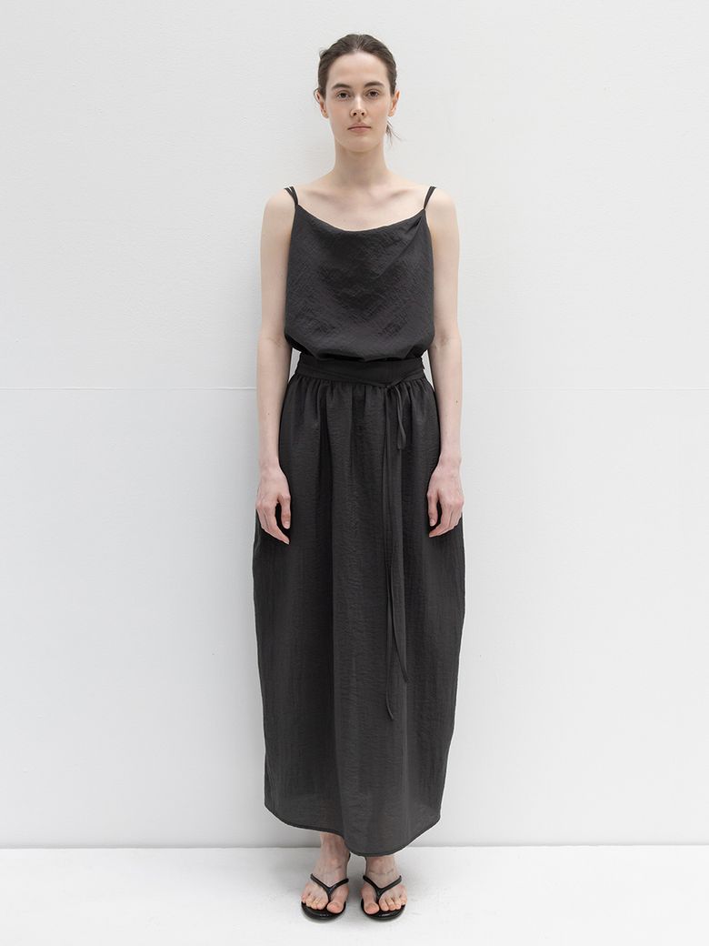 Sleeveless Cowl-Neck Gathered Dress_Charcoal