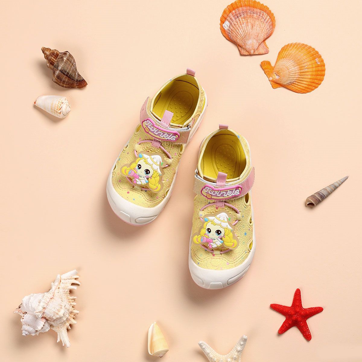 슈마커 키즈(SHOEMARKERKIDS) 웨버 캐치 티니핑 빤짝핑 LED 스포츠 샌들 (0097150) WV25305 YE
