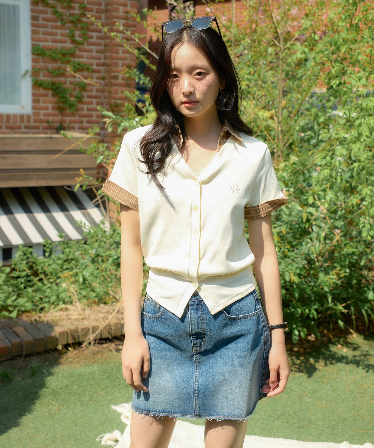 살롱 드 욘(SALON DE YOHN) Timeless Short Sleeve Cardigan_ Ivory