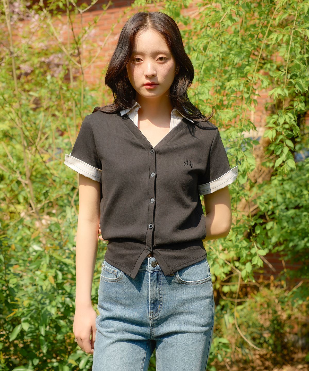살롱 드 욘(SALON DE YOHN) Timeless Short Sleeve Cardigan_ Black