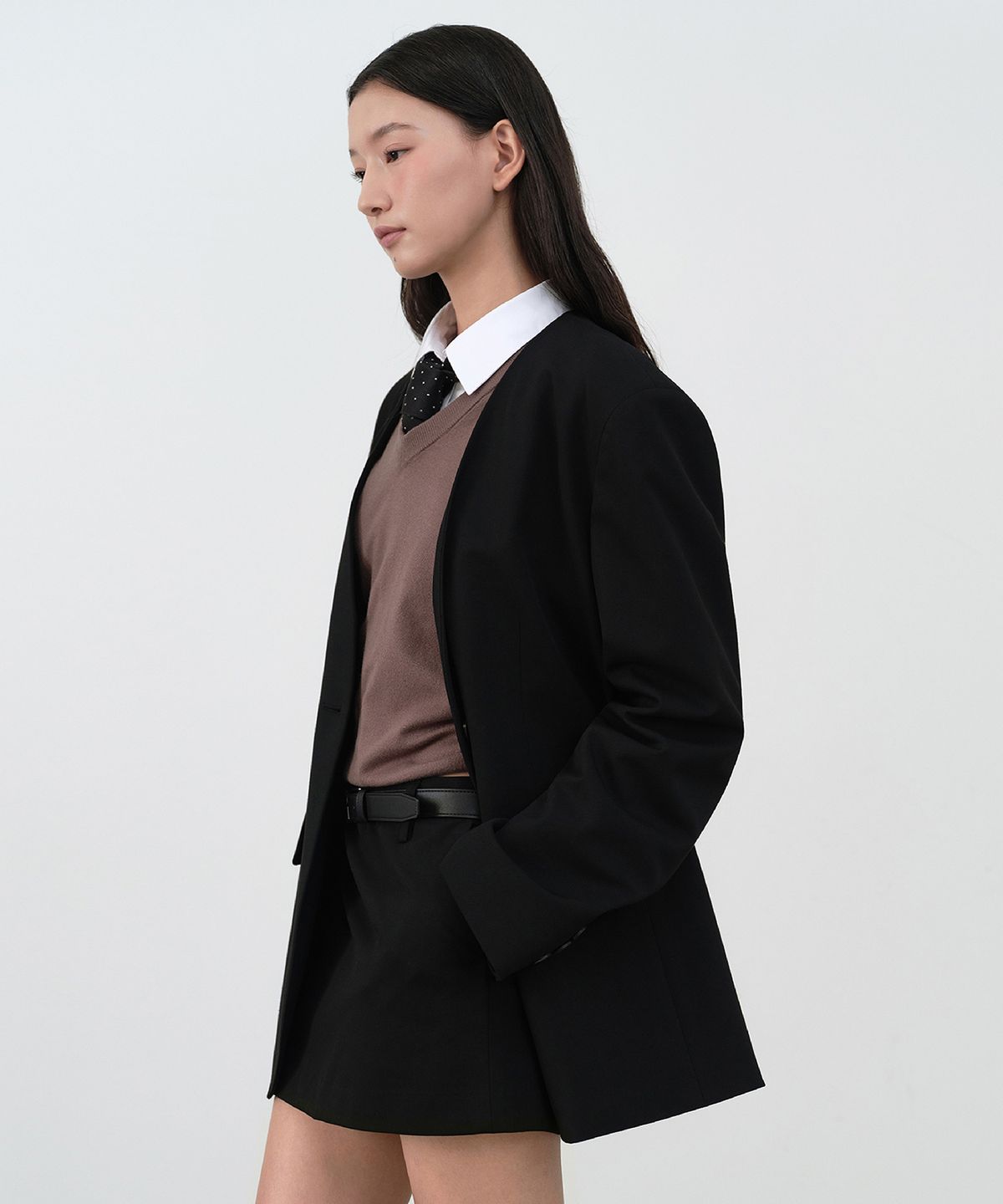 무신사 스탠다드 우먼(MUSINSA STANDARD WOMAN) 우먼즈 오버사이즈 칼라리스 블레이저 [블랙]