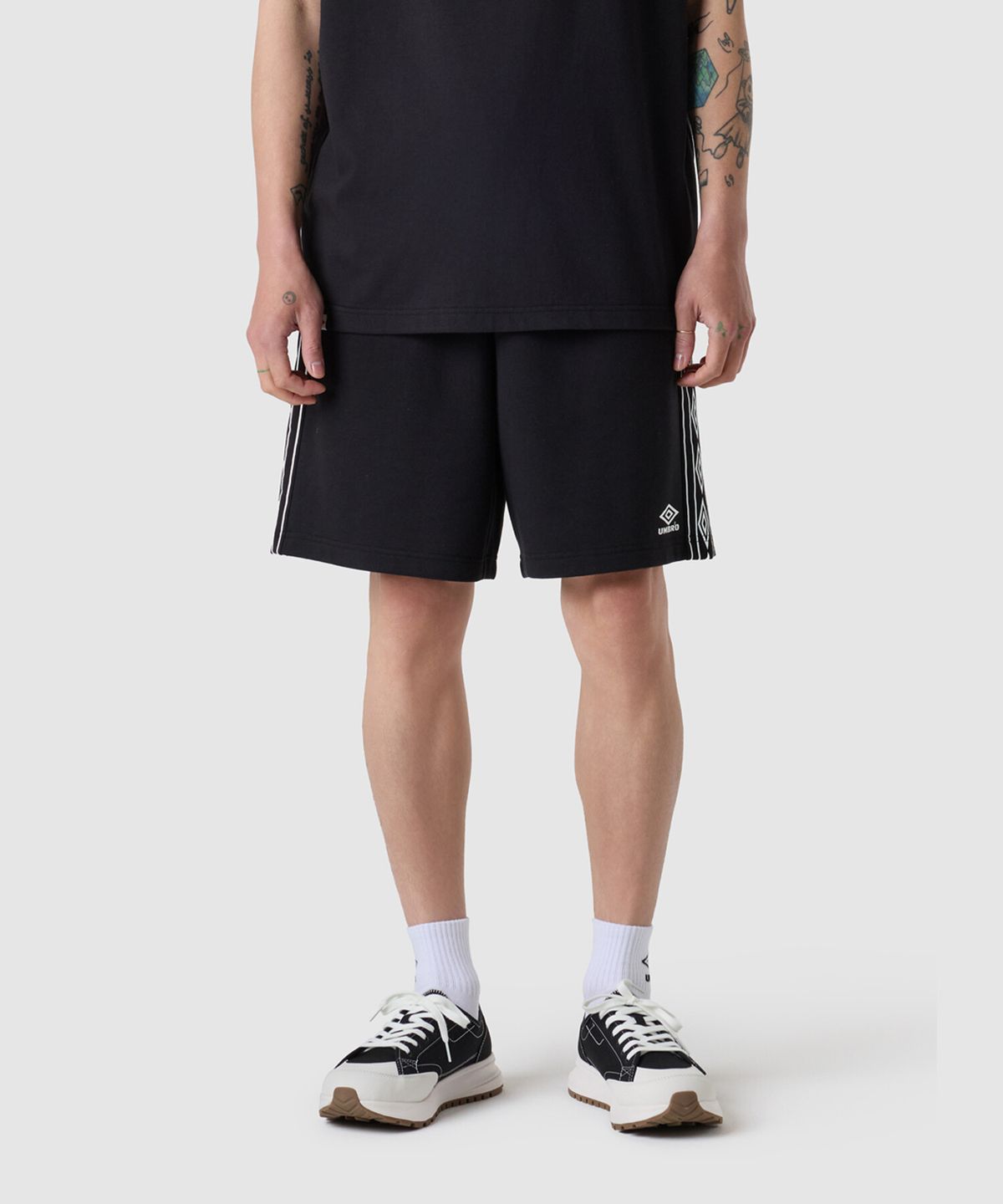 엄브로(UMBRO) HBL OG 사이드다이아 4.5부 반바지 블랙(UQ321CHP81)