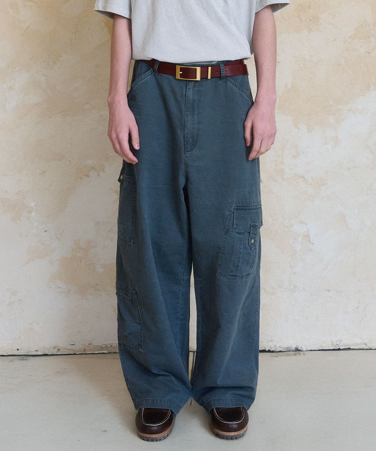 노운(NOUN) multi pocket pants (charcoal)