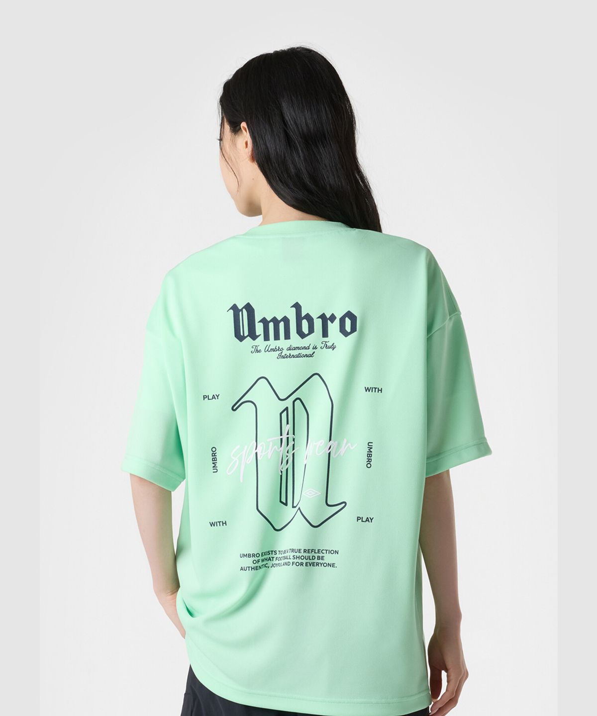 엄브로(UMBRO) 쿨피케 레터 반팔 티셔츠 라이트 그린(UQ321CRS73)
