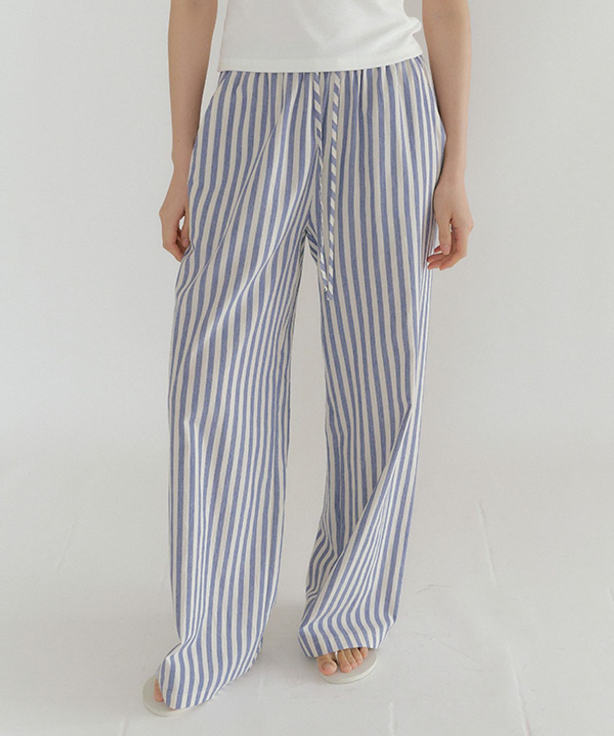링서울(LINGSEOUL) london stripe banding pants-navy