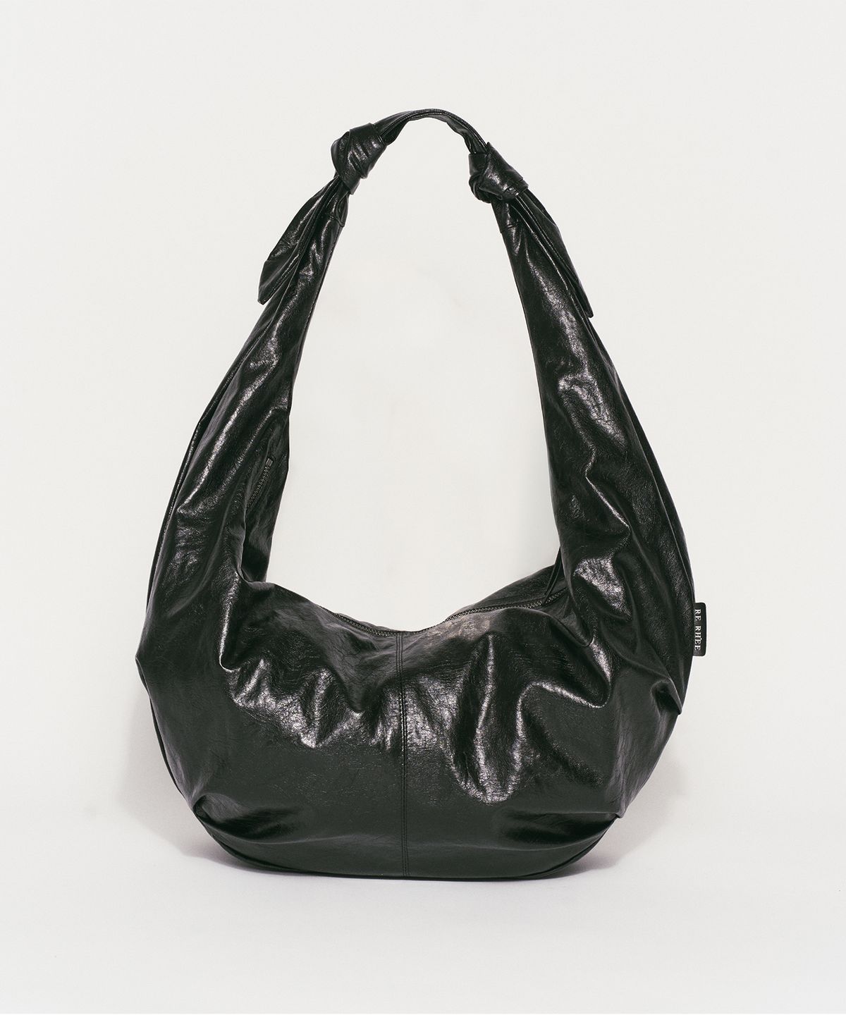 리이(RE RHEE) COWHIDE STRAP HOBO BAG BLACK
