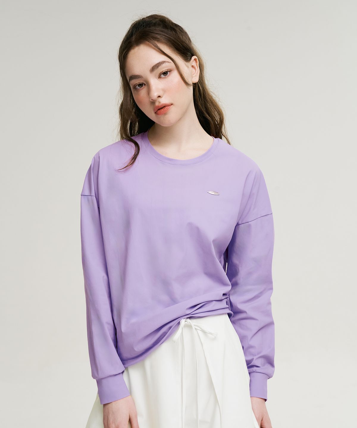 레이지비(LAZYBEE) 에어파스텔 스트링 루즈핏 여성 롱슬리브 래쉬가드 라벤더