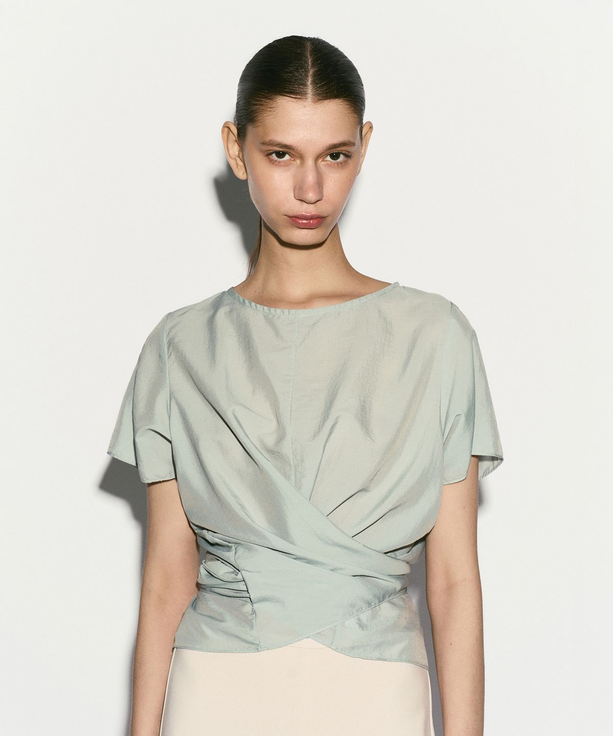 리이(RE RHEE) TIE BACK WRAP BLOUSE MINT