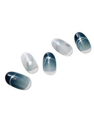 더 스톰 젤네일