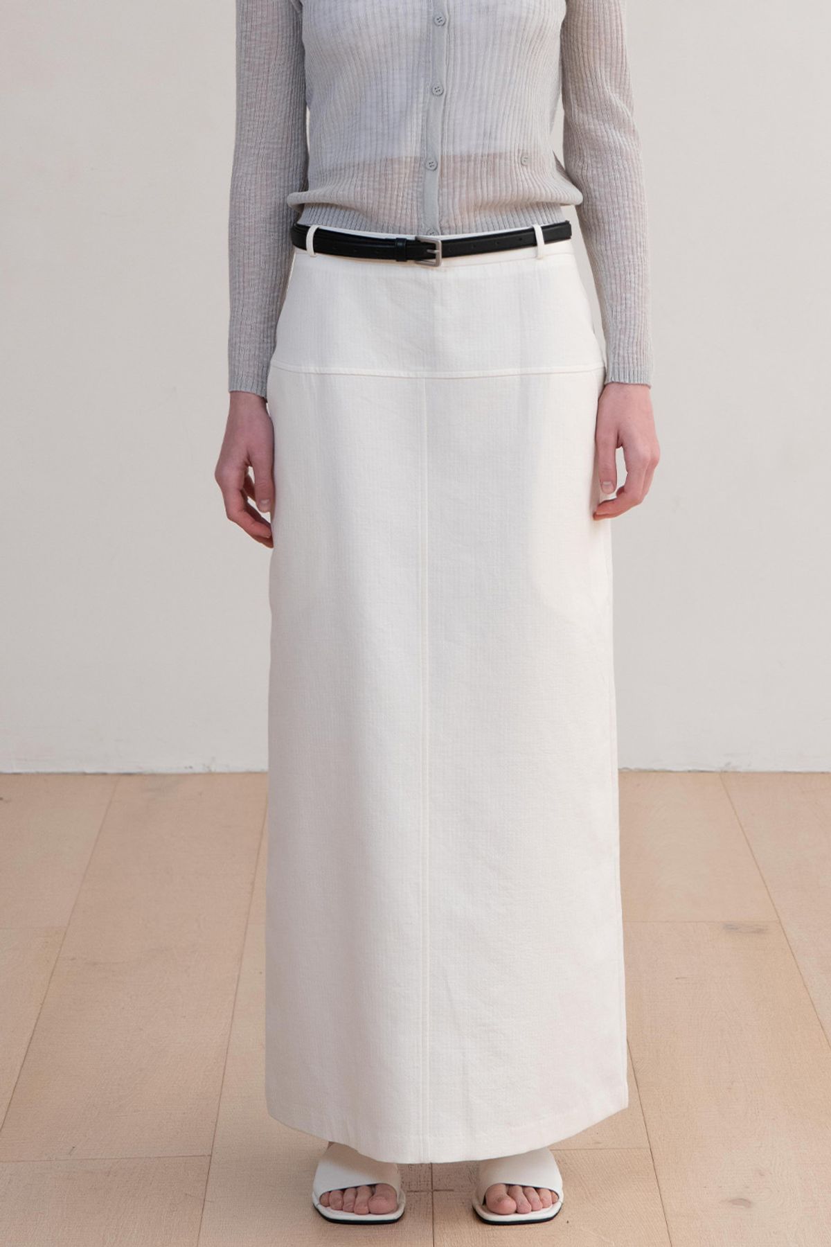 오브오브(OVEOF) Reto Maxi Skirts_Ivory