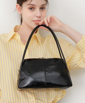 마들렌 보스턴백 H24H1015 블랙