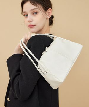 마들렌 보스턴백 H24H1015 화이트