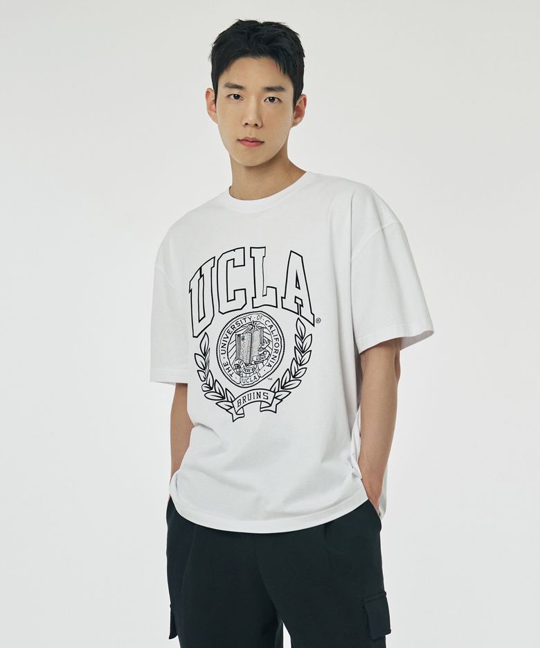 남녀공용 빅토리 뱃지 메가 오버핏 티셔츠[WHITE](UB6ST12)