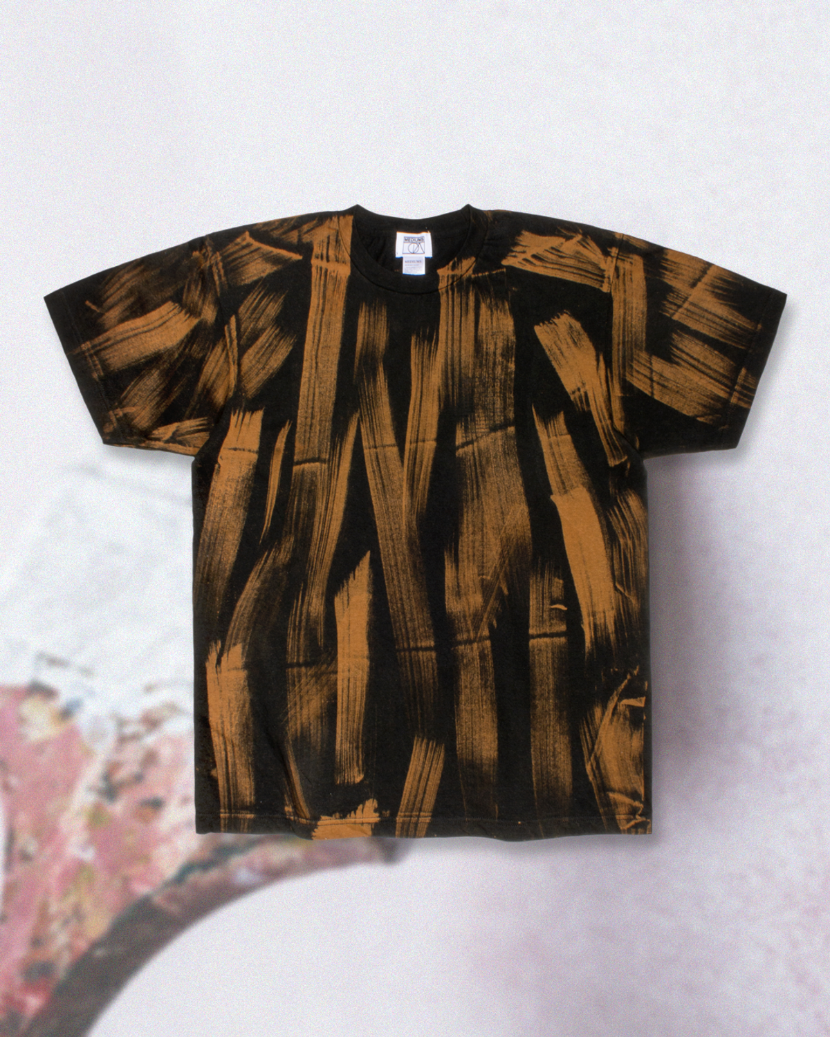 미디엄스(MEDIUMS) Brush Dyed Tee - Black (브러쉬 다이 티셔츠)