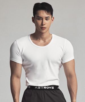 유넥 머슬핏 반팔티셔츠 화이트