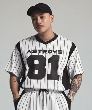 81 라인 반팔티셔츠 화이트