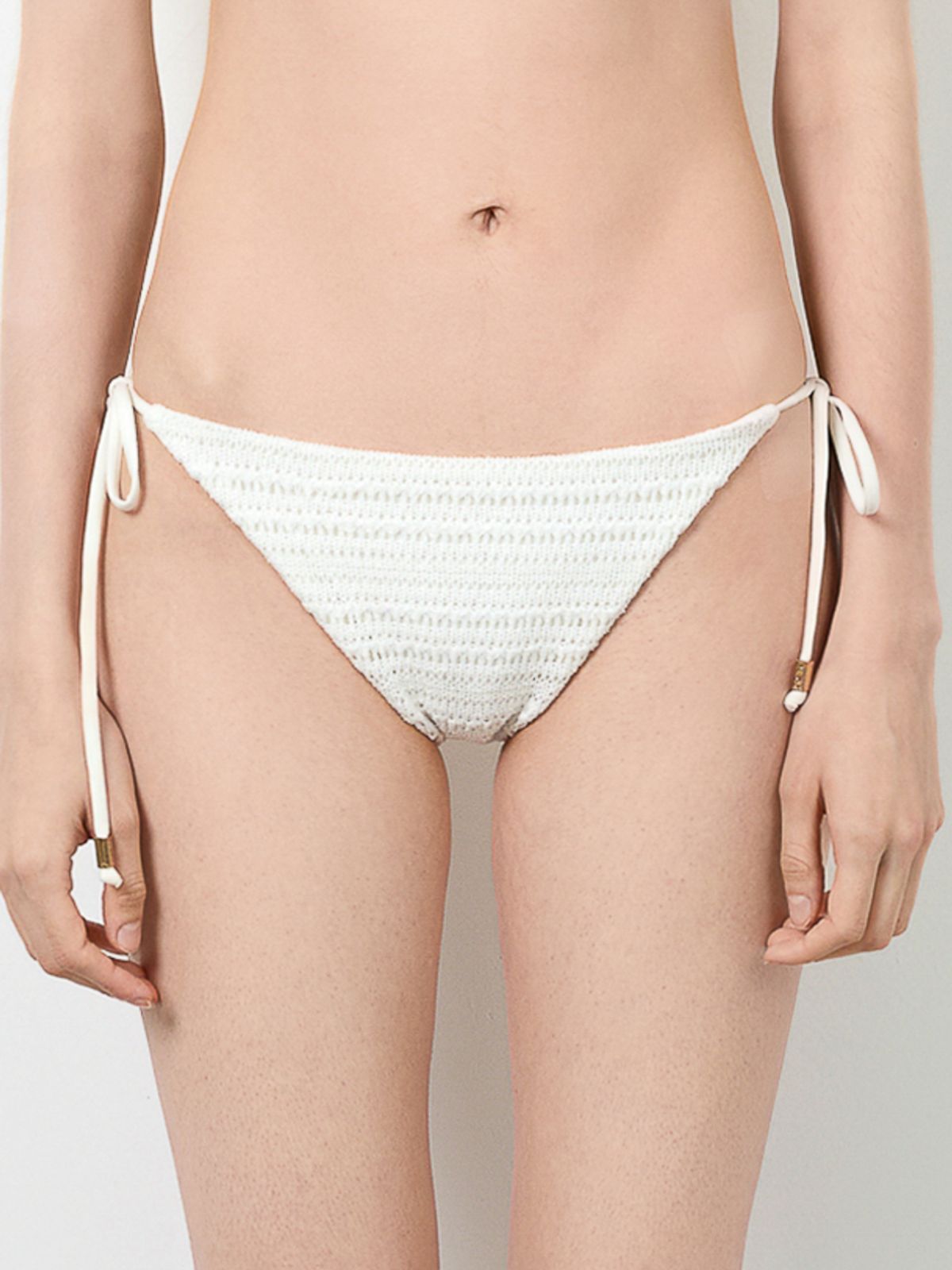 로에(LEAUET) Carmen White Knit Bikini Briefs
