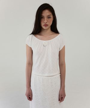 TWO-WAY ROSE SHIRRING TOP - WHITE