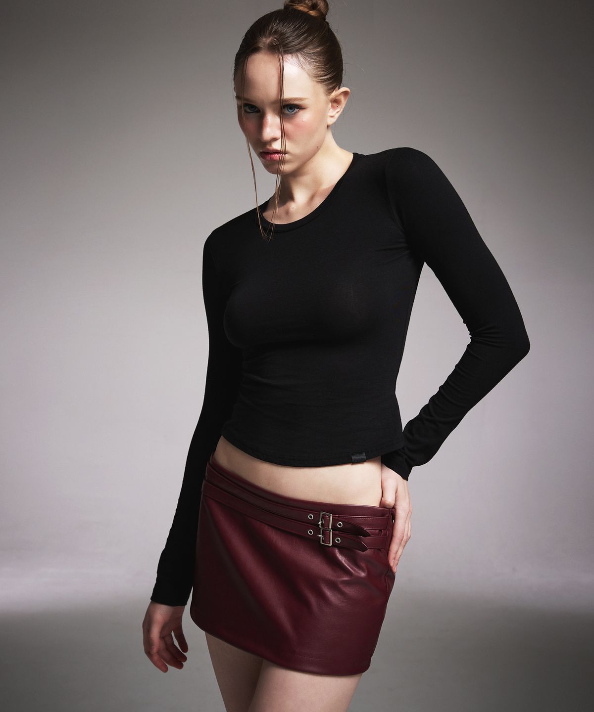 에이알유(A.R.U) BASIC LONG SLEEVE