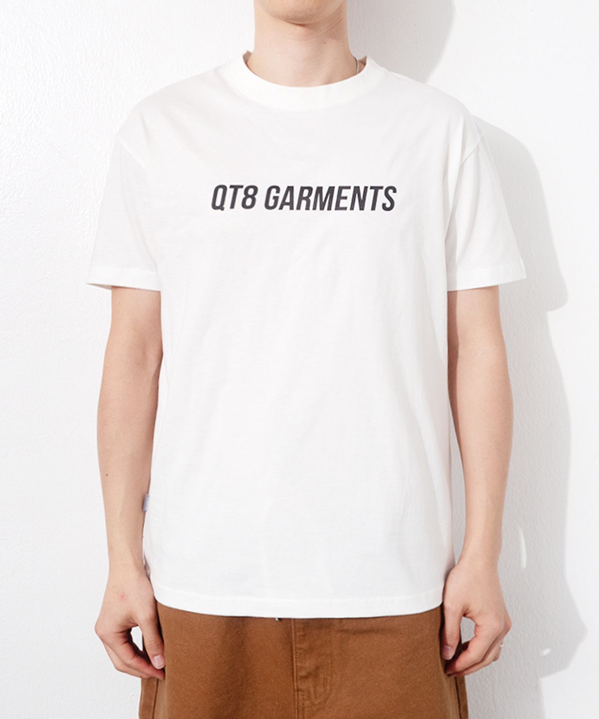 큐티에잇 가먼츠(QT8 GARMENTS) OC OG Logo Regular-Fit Tee (Ivory)