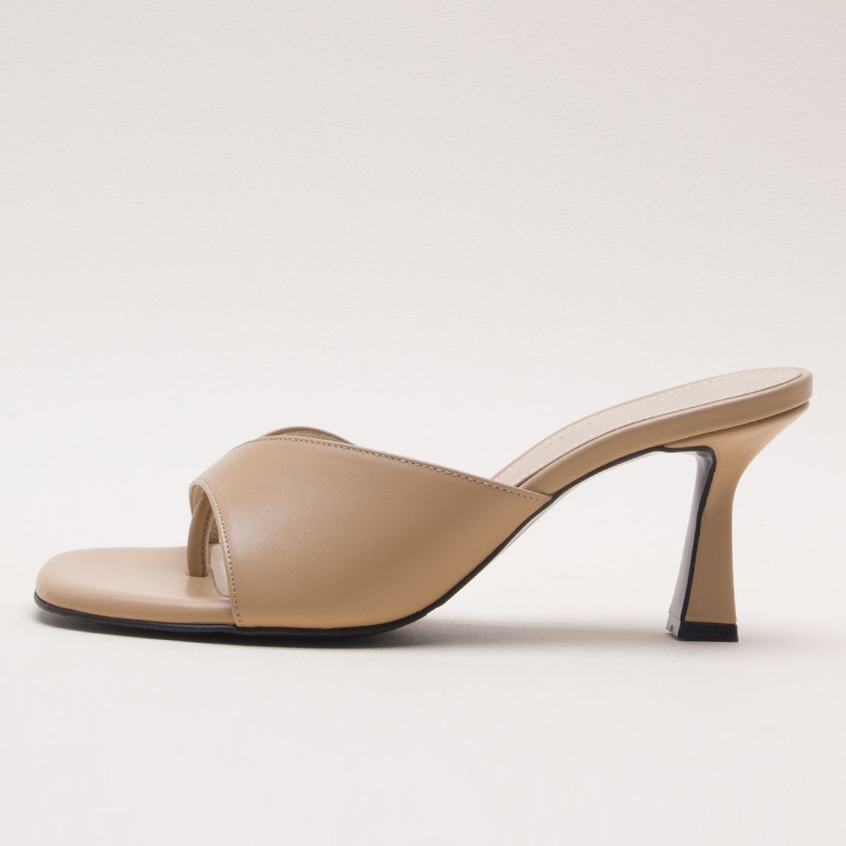 카렌화이트(KAREN WHITE) Pisces kw2875 7cm 뮬 샌들