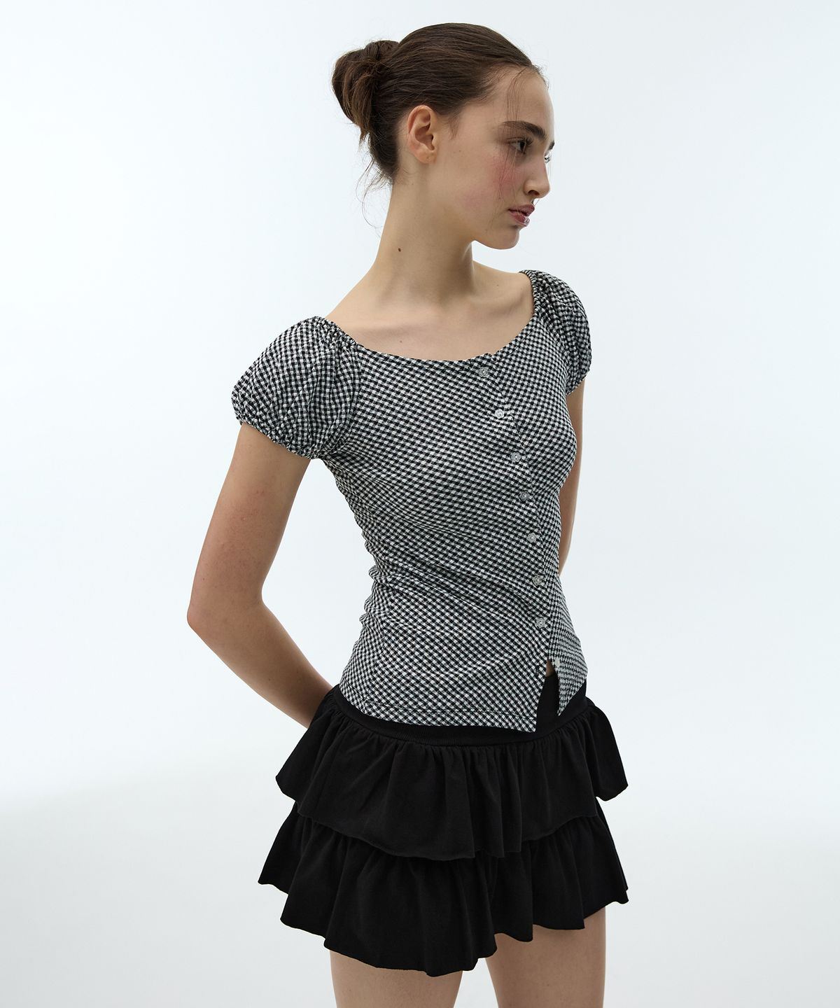 디어스토커(DEARSTALKER) RIA CHECK PUFF OFF-SHOULDER CARDIGAN - BLACK