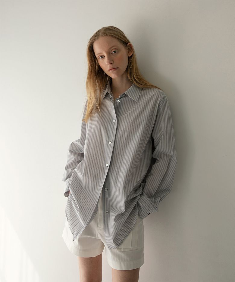 w. Oversized Stripe Shirt (Gray-Blue)