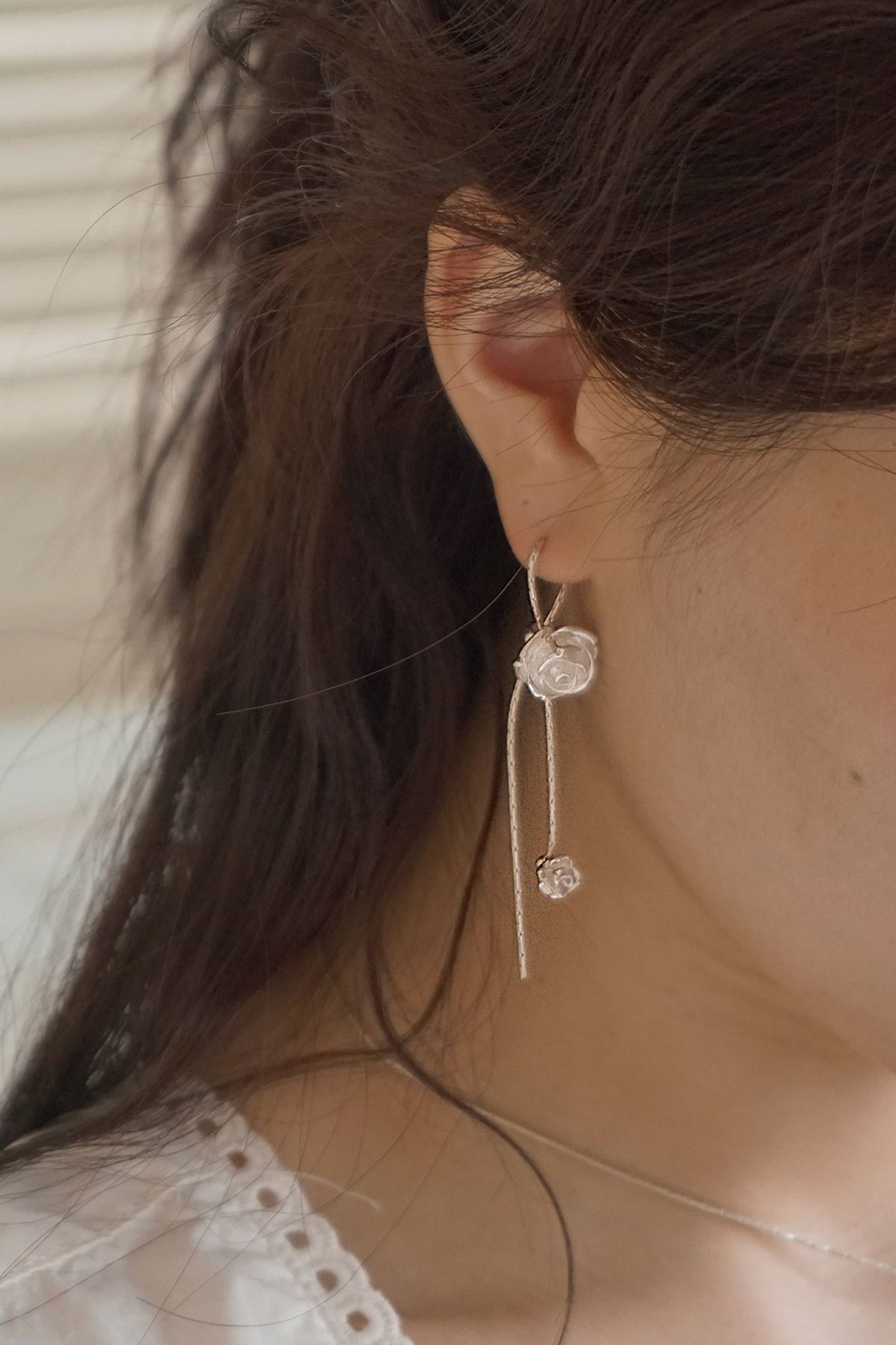 페어오브러브(PAIR OF LOVE) [925SILVER]DOUBLE FLOWER DROP EARRING