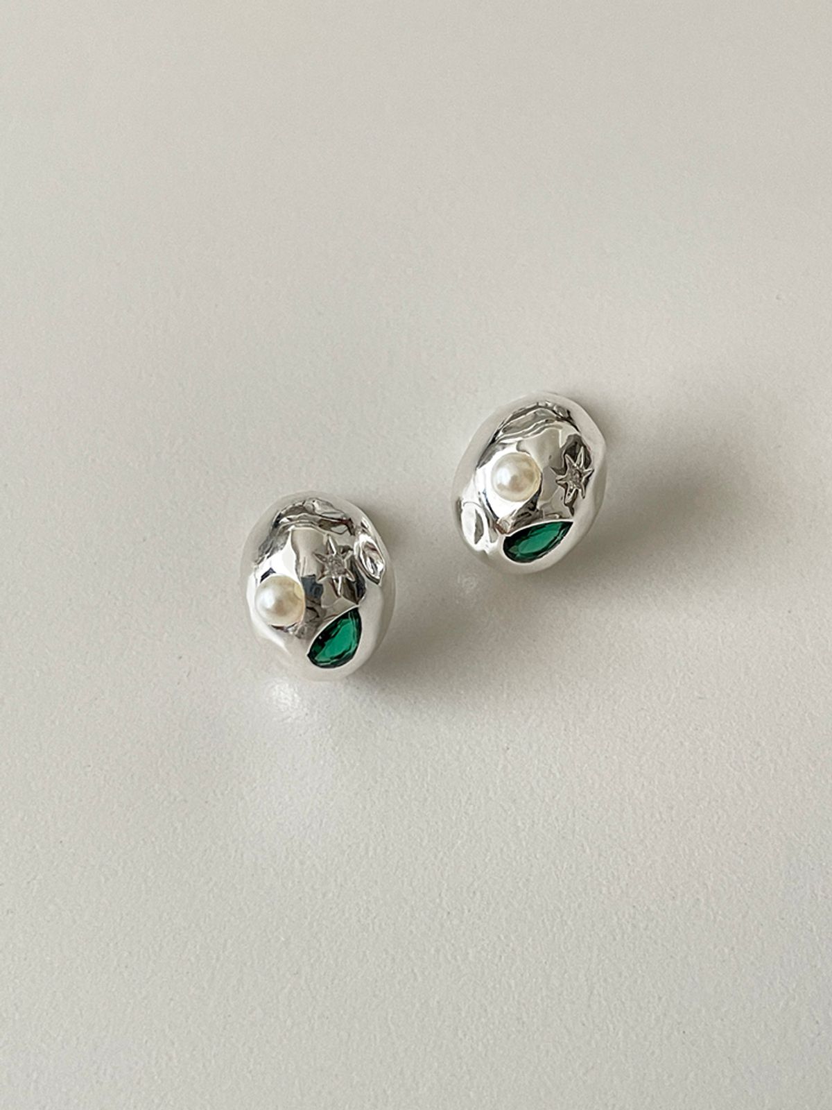 엘리오나(ELYONA) ELA 09 Earrings 유색 보석 귀걸이