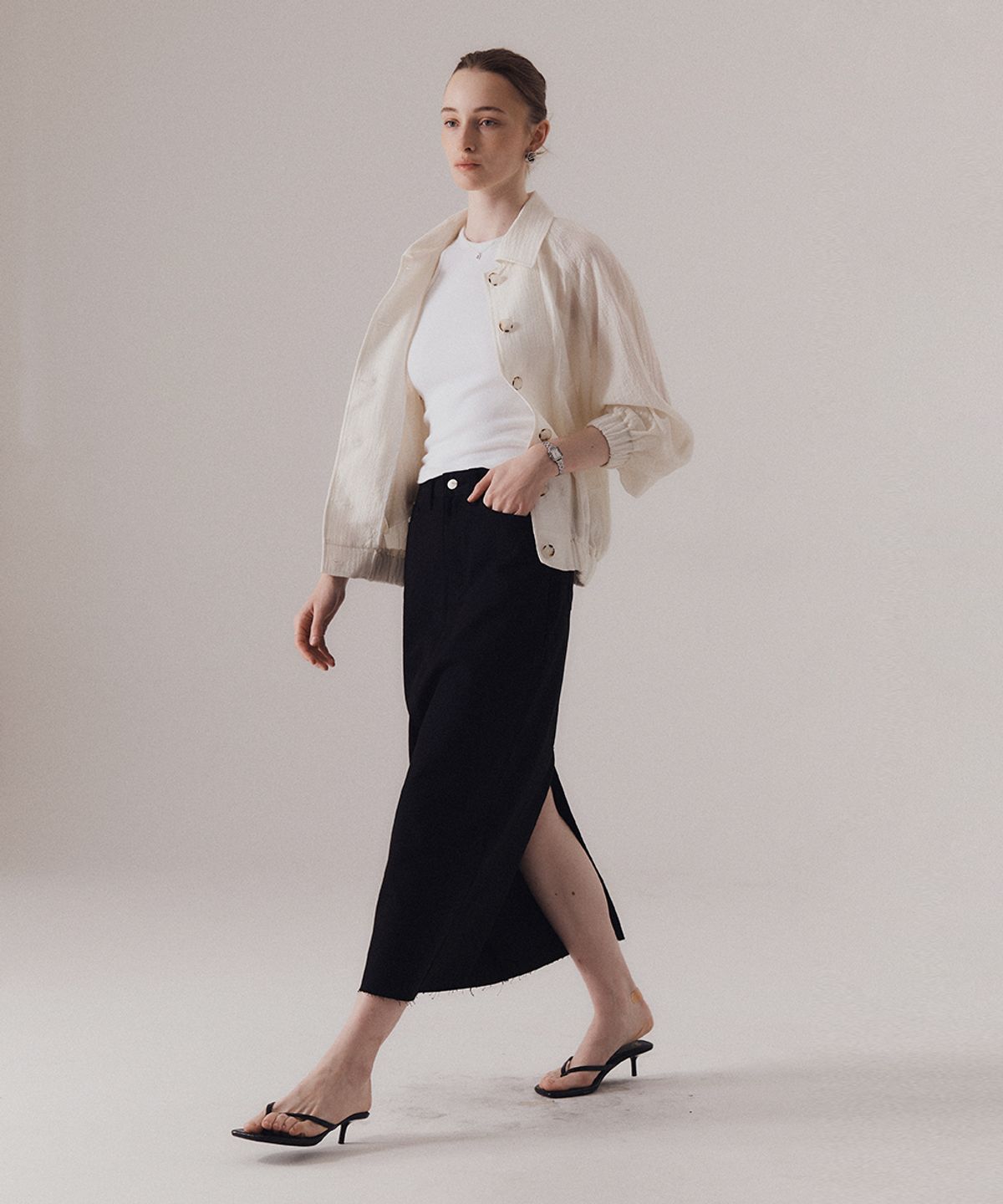 실른(SILN) Frayed hem cotton skirt (BLACK)