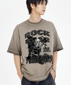 스켈레톤 락스타 피그먼트 반팔티 브라운