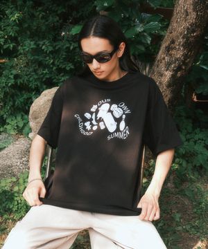 차일드후드 그래픽 티셔츠 (블랙)