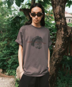 디케이즈 그래픽 티셔츠 (그레이)