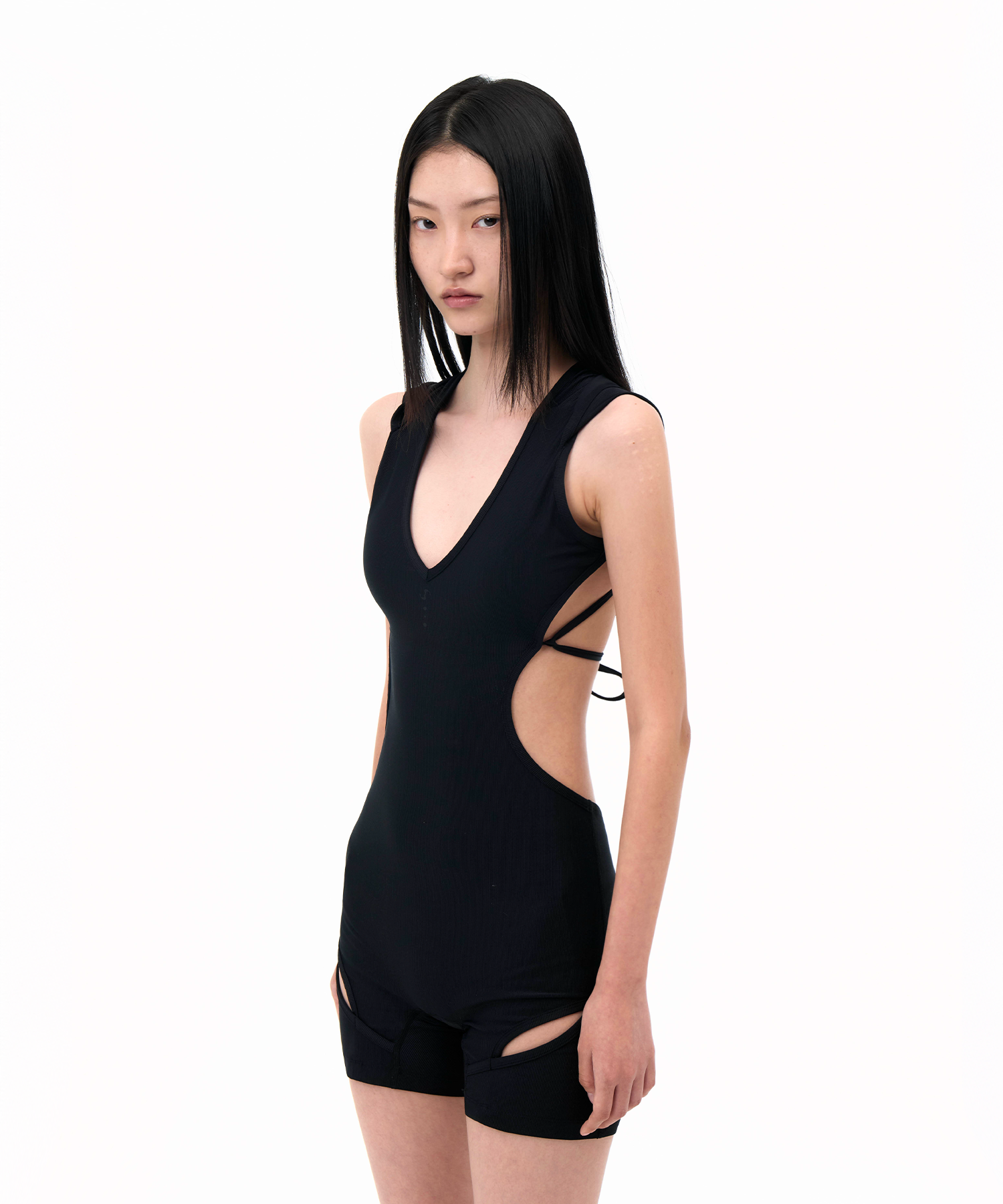 【OJOS】Thigh Slit Hoodie Monokini MUSINSA | OJOS Thigh Slit Hoodie Monokini / Black