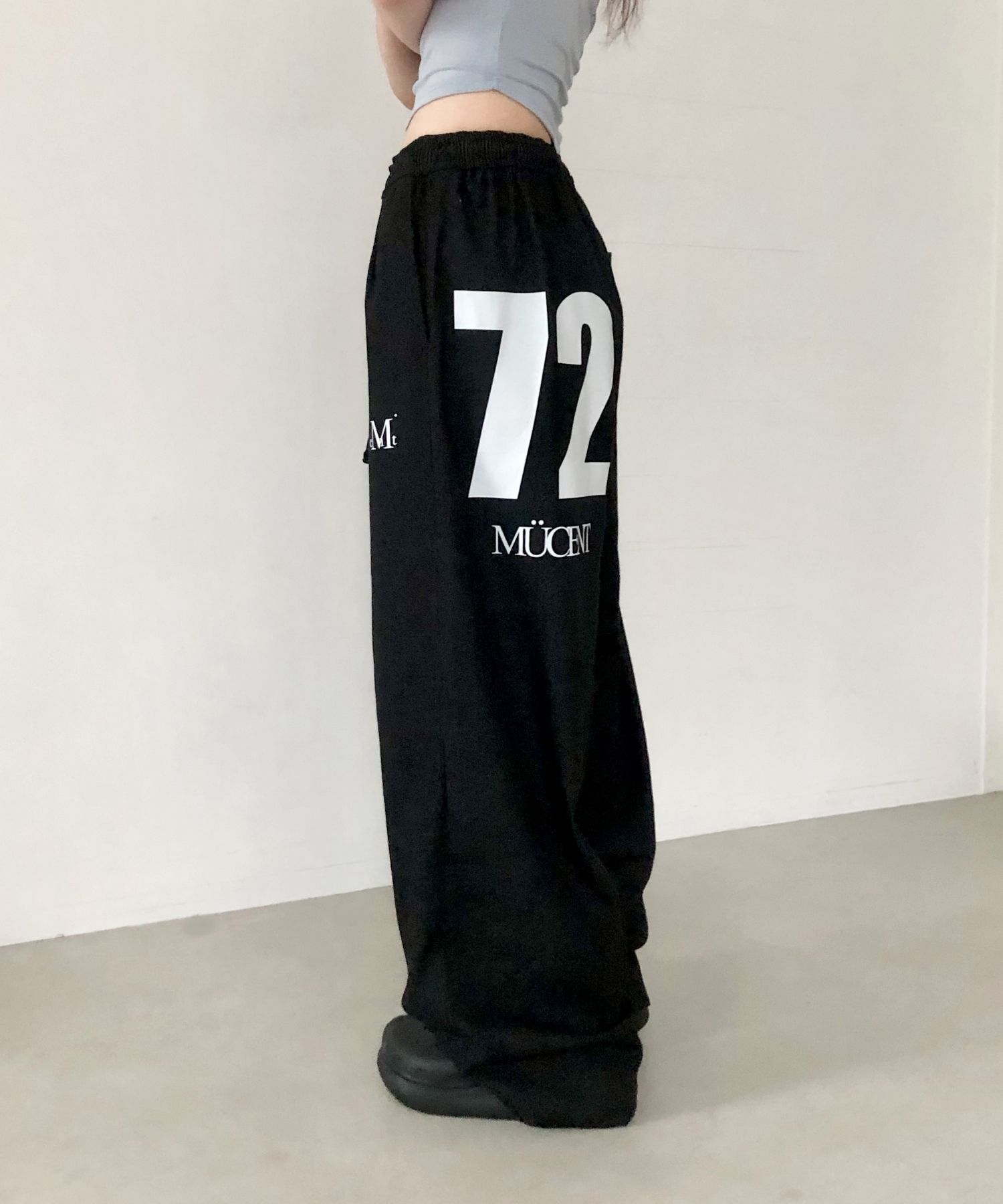 ＊韓国＊[MUCENT]SIGNATURE 72LETTERING WIDE DENIM PANTS Black MUSINSA公式 | MUCENT Signature Bag 72 Lettering Wide Denim