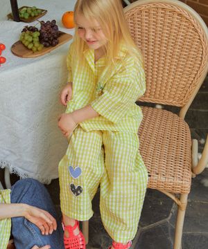 릴리 패치 체커 팬츠_옐로우