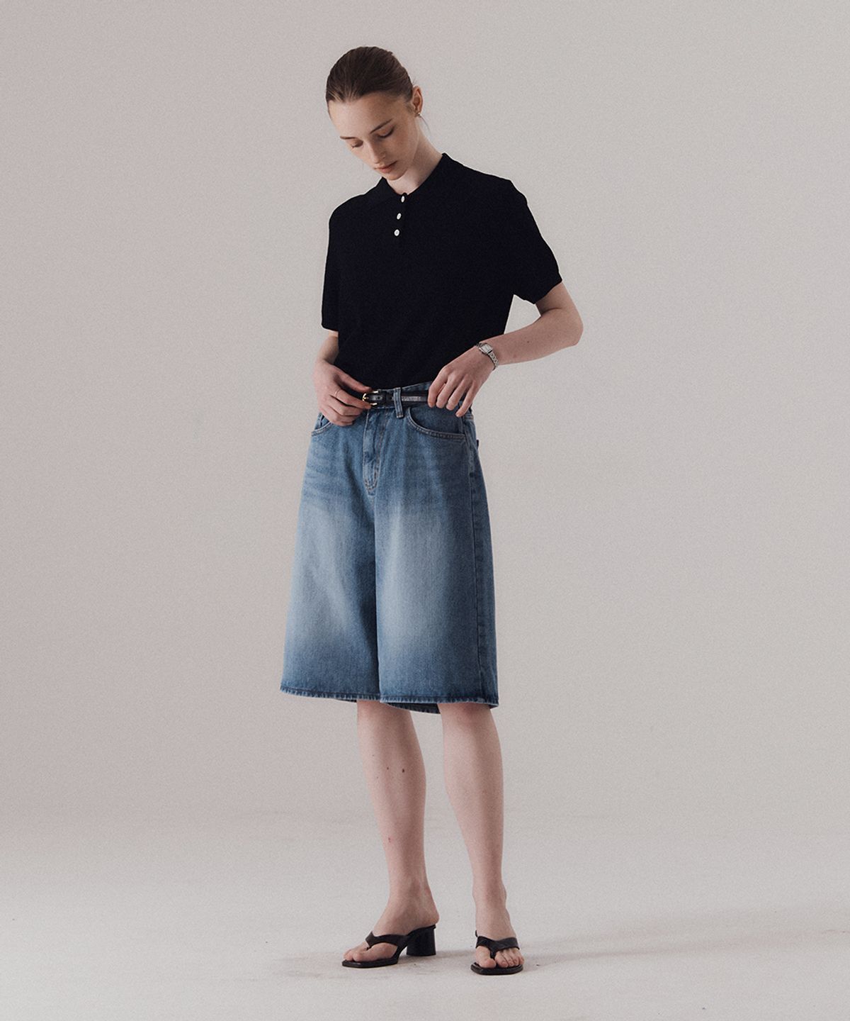 실른(SILN) Washed bermuda denim shorts (BLUE)