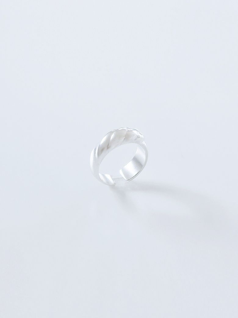 Ripple Band Ring