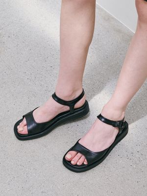 BPS25010 피아 샌들