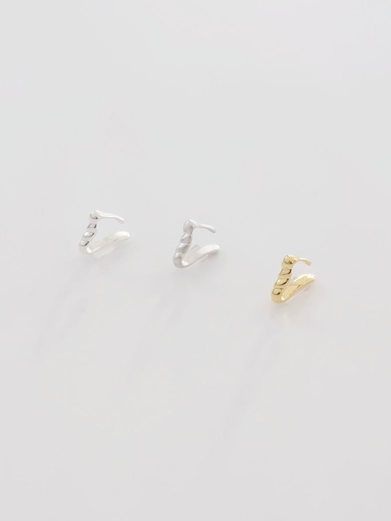 Ripple Loop Ear Cuff