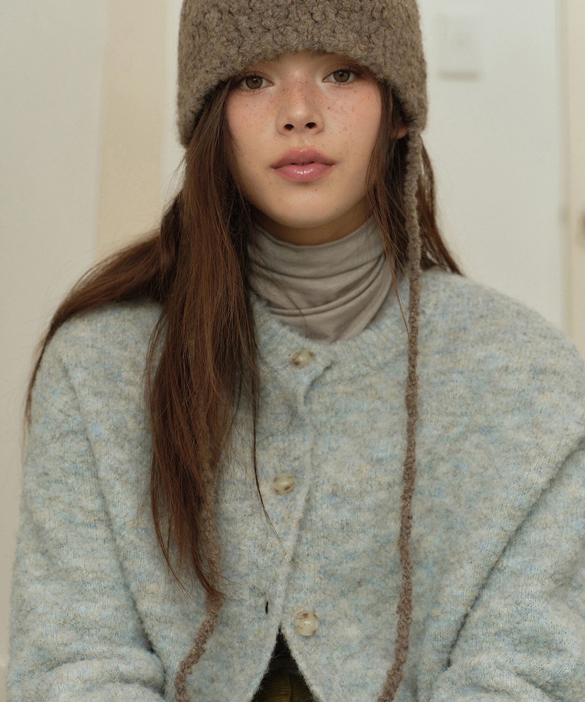 무신사 스탠다드 우먼(MUSINSA STANDARD WOMAN) 우먼즈 부클 라운드 넥 가디건 [멜란지 블루]