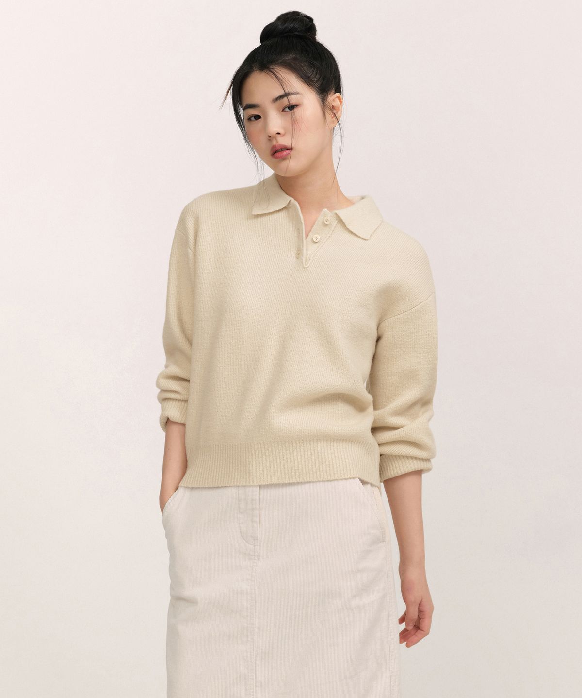 무신사 스탠다드 우먼(MUSINSA STANDARD WOMAN) 우먼즈 소프트 부클 칼라드 니트 [크림]