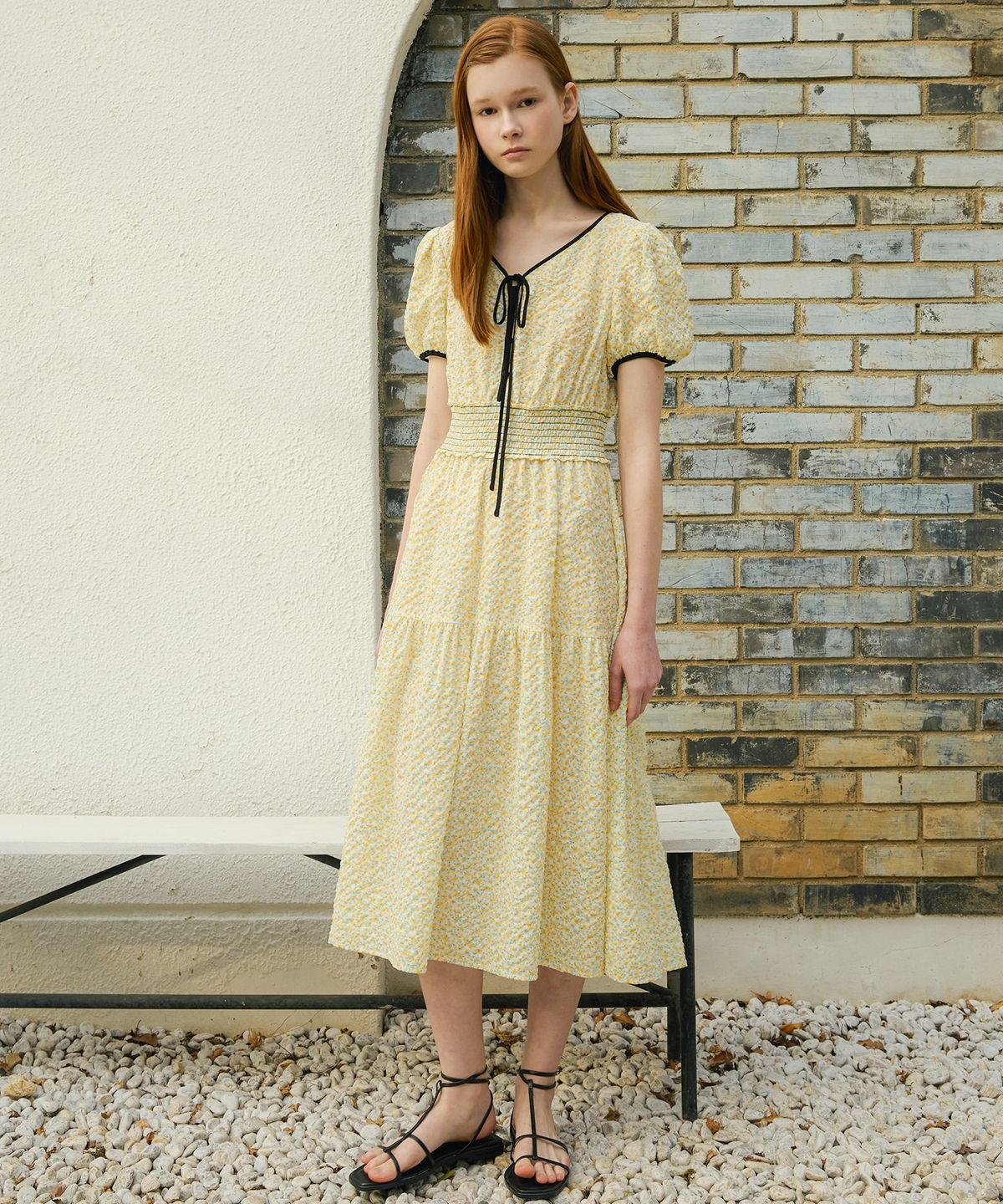 올리브 데 올리브(OLIVE DES OLIVE) 플라워 프린트 스모킹 원피스 OW5MO4260
